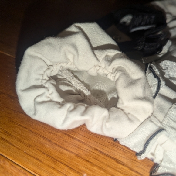 Baby / Toddler size 24M Newberry White and Black Ruffle Dress - Picture 5 of 10